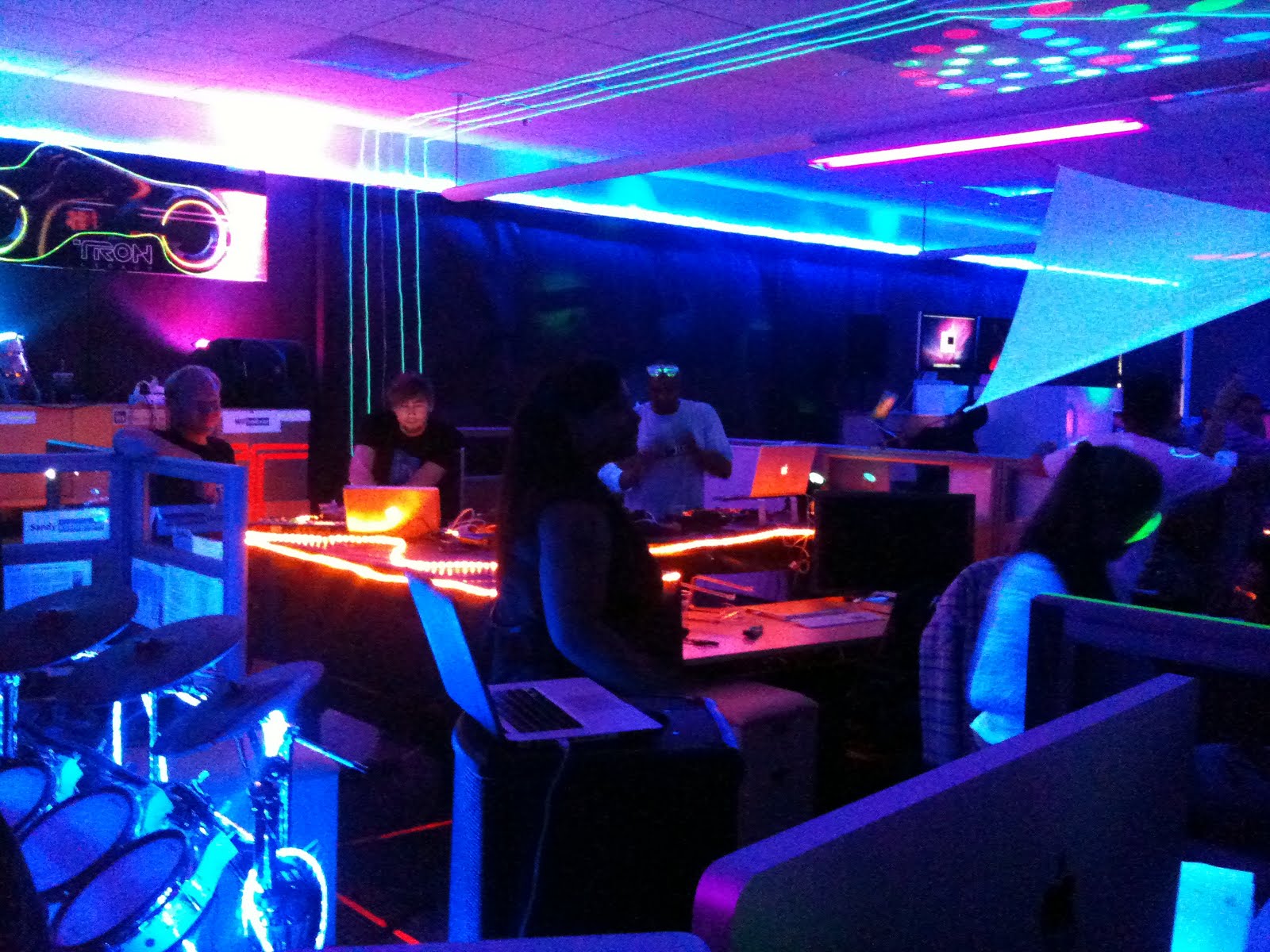 Tron party