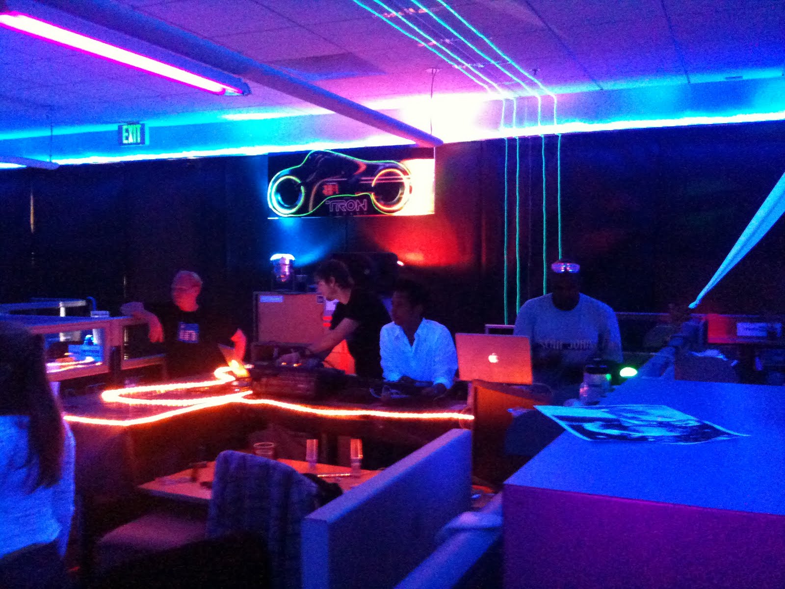 Tron party